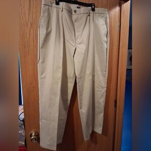 Falls Creek Mens Classic Flat Front Pants Slacks Stretch No Iron Khaki Sz 44/30